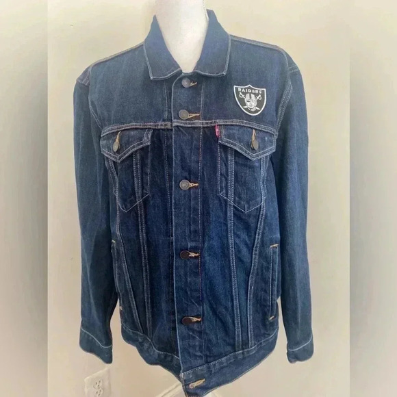 VERY RARE Levi’s Oakland (Vegas) Raiders Dark Denim Jean Jacket Size Large - Picture 14 of 14